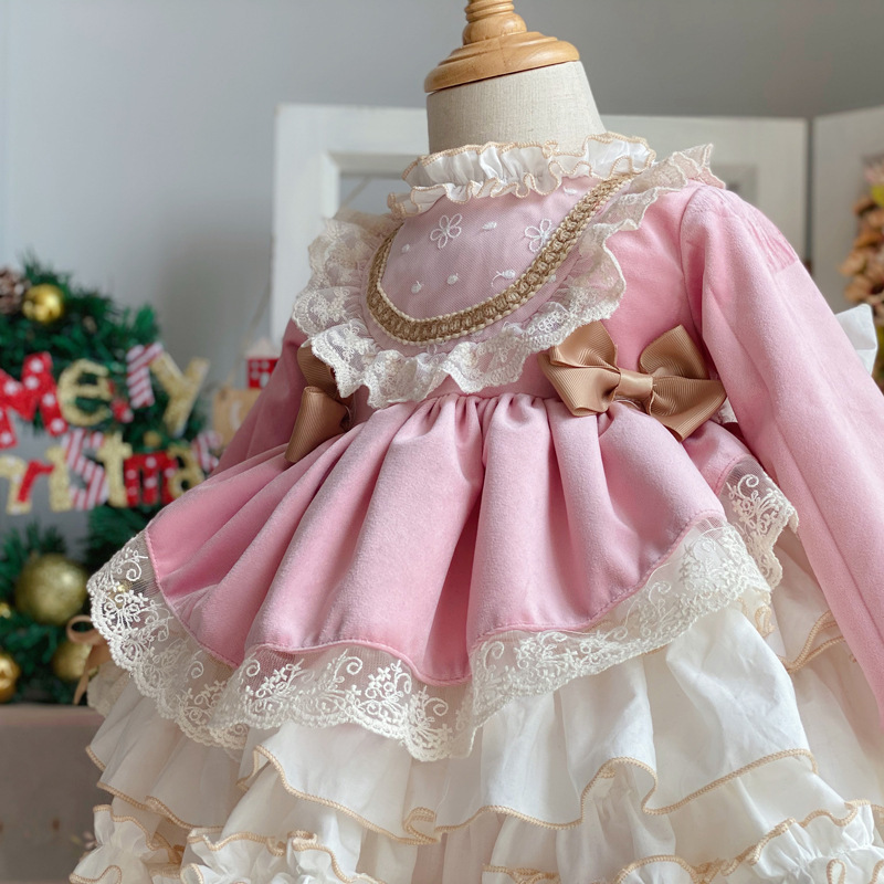 Вечернее платье для маленьких  – обзор и цена Baby Clothing Dresser